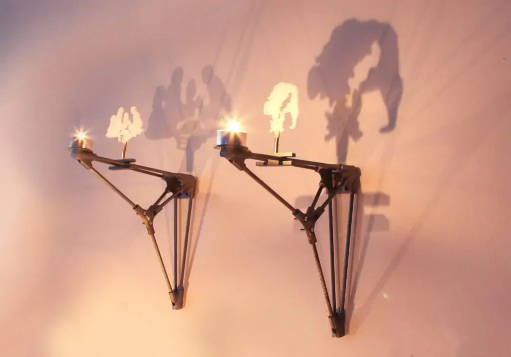 Side view of Lightscapes – 2 brackets